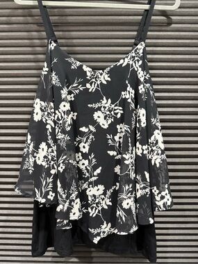 TORRID Black & White Floral Spaghetti-Strap Women's Top